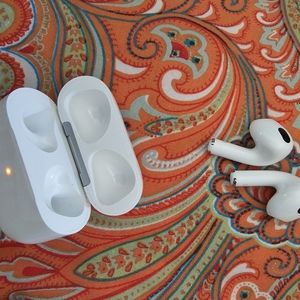 Apple airpods